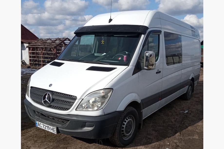 Mercedes Sprinter W906 2006–2018 Solskærm til forrude med ramme V2 (sort højglans, 5 mm) Foto 1