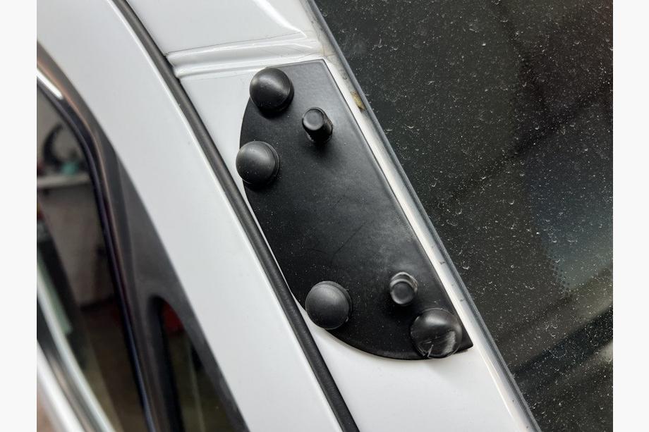Volkswagen Crafter 2006–2016 Solskærm til forrude med ramme V2 (sort højglans, 5 mm) Foto 5