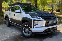 Mitsubishi L200 2015–2024 Dobbelt frontbøjle Vegas 2019+ (sort, 76 mm) foto 2