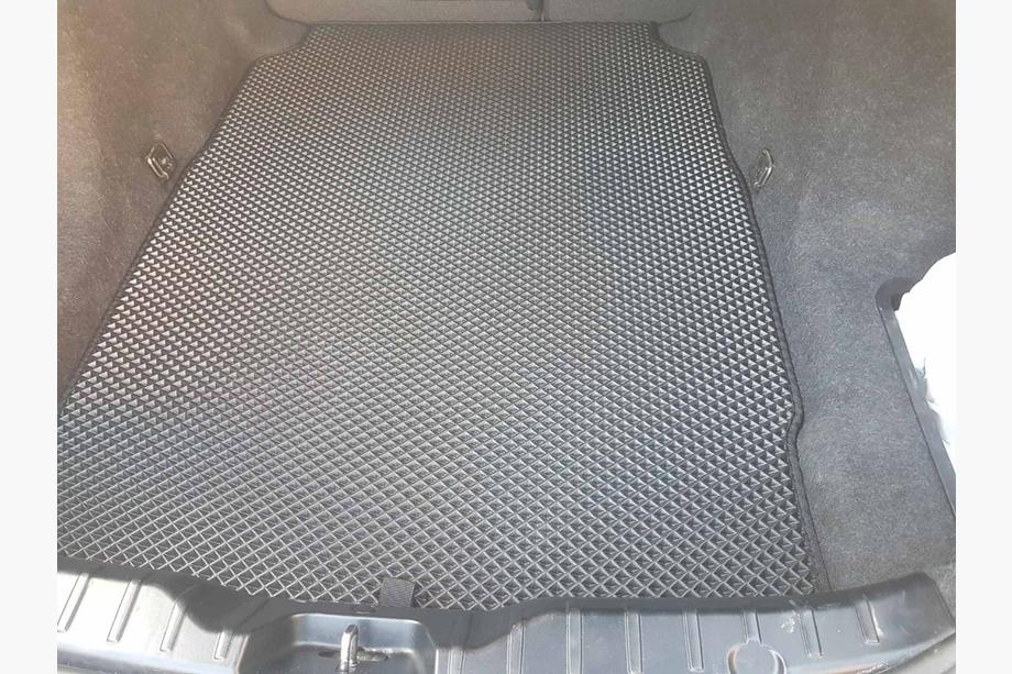 BMW 5-serie F10/F11 2010–2016 Bagagerumsmåtte EVA V1 (til F10, sort) Image