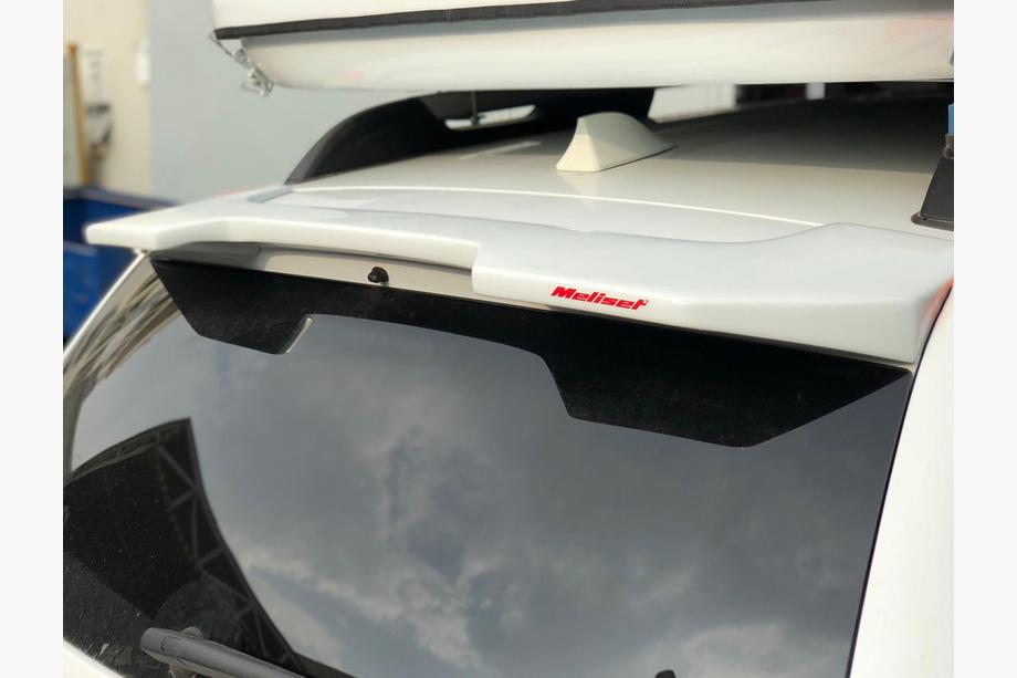 Dacia Duster 2018–2024 Meliset V1 spoiler (til lakering) Image