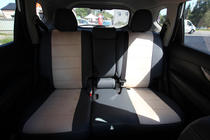 Nissan X-trail T32/Rogue 2014–2021 Sædeovertræk i øko-læder + stof + antara Antara A0013 (komplet kabinesæt) foto 2