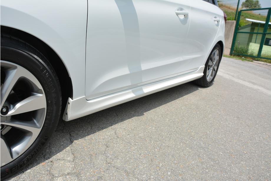 Hyundai I-20 2014–2020 Meliset sideskørter (klar til lakering) Image