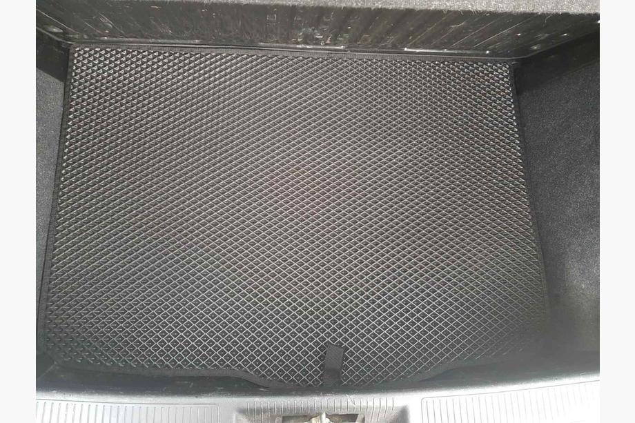 Fiat Punto Grande/EVO 2006–2018 EVA bagagerumsmåtte (Sort) Image
