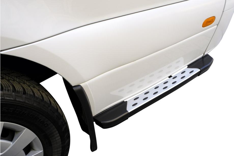 Mercedes Sprinter W907/W910 2018– DOT-Line sidetrin bag hjulet (2 stk., aluminium) 85 cm Image