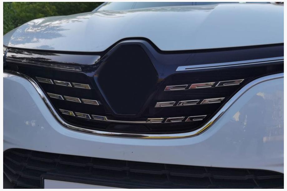 Renault Megane IV 2016–2025 Rustfri stål pynte-/kromlister til kølergrill 2021+ (sæt 5 stk.) Carmos - Tyrkisk stål Image