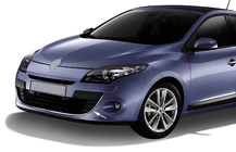 Renault Megane III 2009–2016 Rustfri kromliste til forkofanger 2013-2016 (HB) foto 1