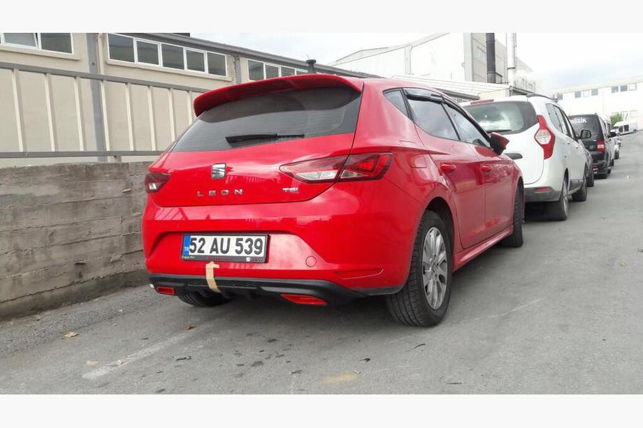 Seat Leon 2013–2020 Bagkofangerbeklædning (til lakering) Image