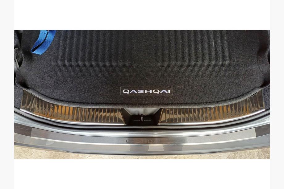 Nissan Qashqai 2021– Bagkofangerbeskytter Carmos (rustfrit stål) Image