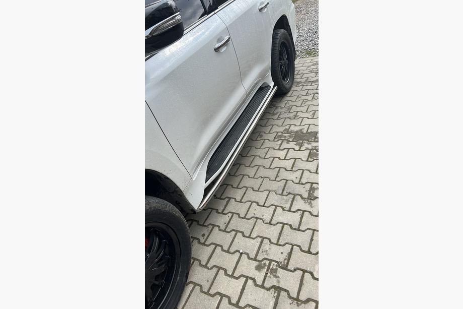 Lexus LX570/450d 2008–2022 Sidetrin 2015-2022 (rustfrit stål) Image