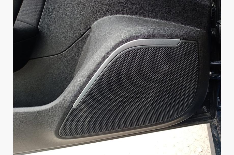 Renault Megane IV 2016–2025 Højttalergitre til kabinen (2 stk., rustfrit stål) Foto 1