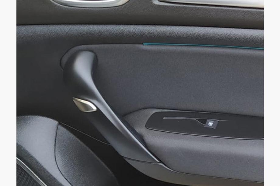 Renault Megane IV 2016–2025 Armlænsafdækninger til kabine (2 stk., rustfrit stål) Image