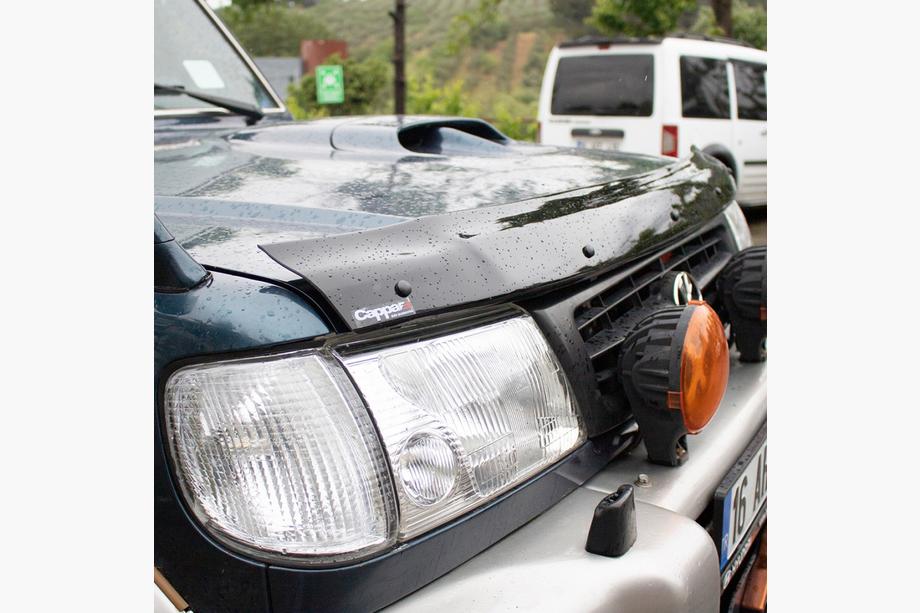 Hyundai Galloper 1997–2003 Motorhjelmsdeflektor (Eurocap) Image