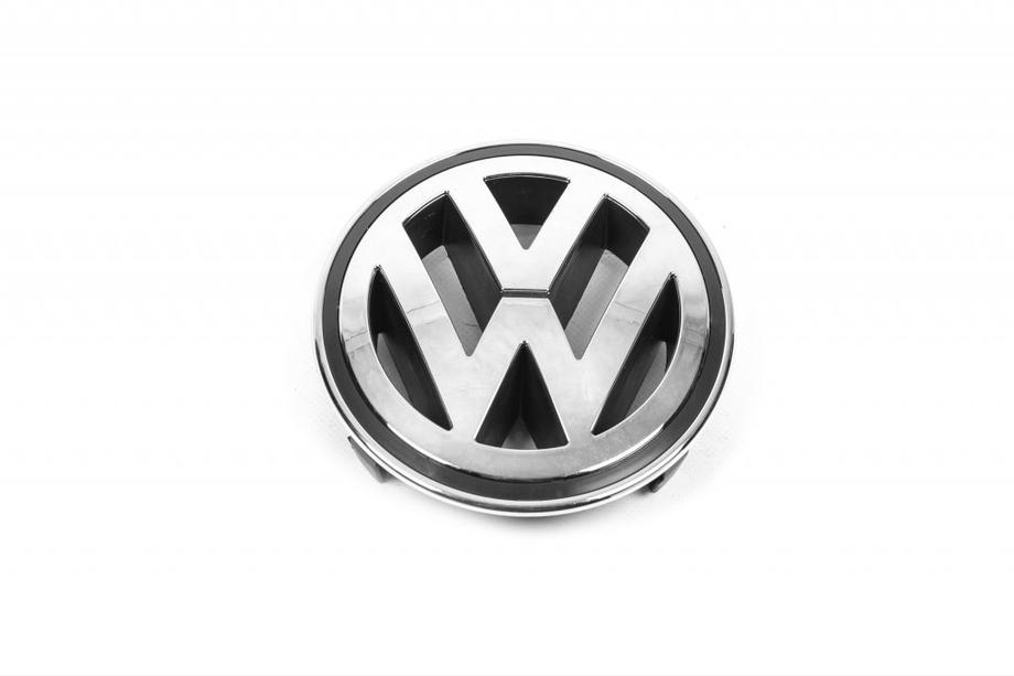 Volkswagen Passat B6 2006–2012 NEDSAT! Frontemblem V2 (OEM-look) Image