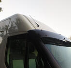 Iveco Daily 2014– Forrudedeflektor V2 (blank sort, 5 mm) foto 4