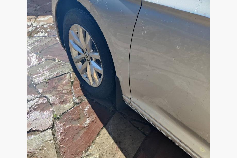 Volkswagen Passat B8 2015–2023 Stænklapper Premium 2015-2018 SD/SW (EU, 4 stk.) Foto 1