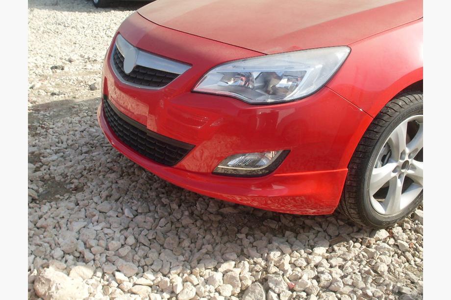 Opel Astra J 2009–2015 Front læbespoiler nederst 2010-2012 (klar til lakering) Image