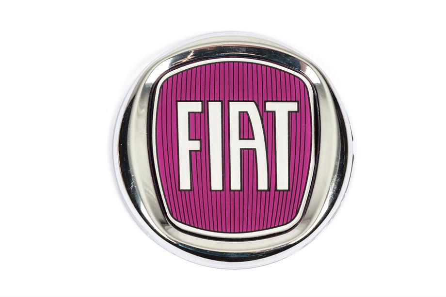 Fiat Emblem (rød V2, selvklæbende) 120 mm Image