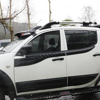 Øvre dørlister (4 stk., ABS) Mitsubishi L200 2006–2015 foto 2