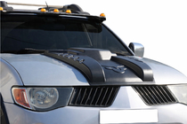 Mitsubishi L200 2006–2015 Motorhjelmsliste V2 (ABS) foto 1