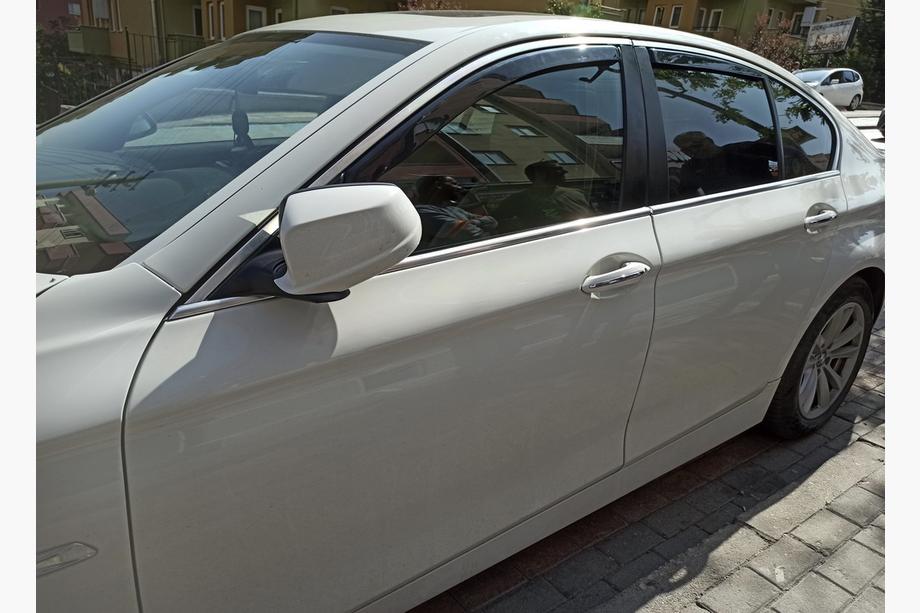 BMW 5-serie F10/F11 2010–2016 Vindafvisere til sideruder, indstik SD (Esa, 4 stk.) Image