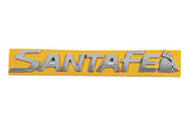 Hyundai Santa Fe 2 2006–2012 SantaFe emblem (nyt design, 210 x 30 mm) foto 1