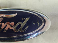 Ford Fusion 2002–2012 Nedsat! Forreste emblem (med clips) foto 2