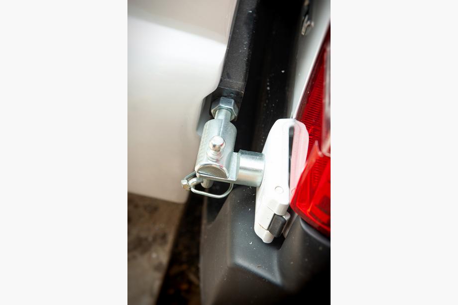 Renault Master 2011–2023 Tagbagagebærer Foto 11
