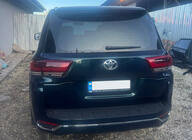 Toyota Land Cruiser 200 2007–2021 Restyling-kit til LC 300 High-Line (komplet sæt) foto 11