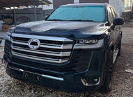 Toyota Land Cruiser 200 2007–2021 Restyling-kit til LC 300 High-Line (komplet sæt) foto 8