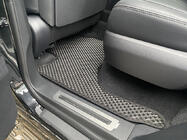 Lexus LX 500d/600 2022– Kabinemåtter (EVA, sorte) foto 3