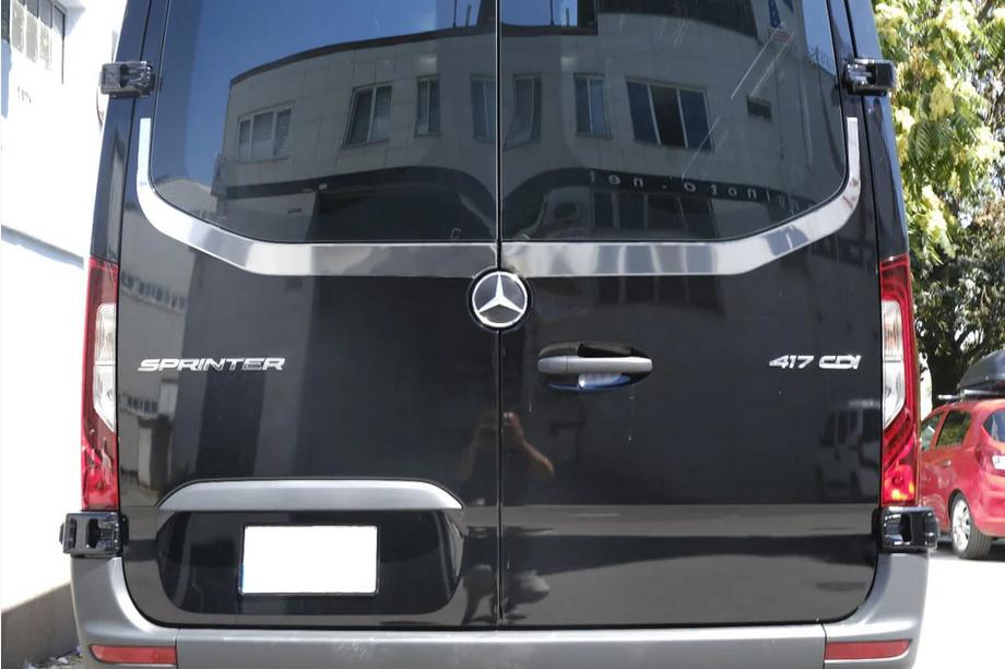 Mercedes Sprinter W907/W910 2018– Bagrude kantliste V-2 Carmos (2 stk., rustfrit stål) Foto 1