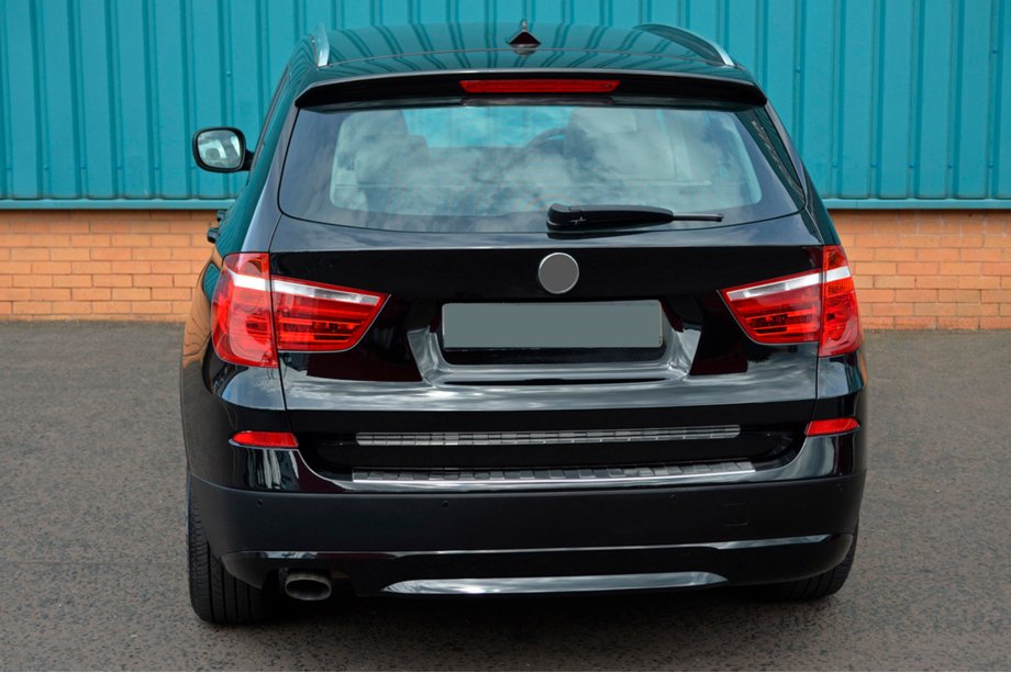 BMW X3 F25 2011–2018 Bagkofangerbeskytter i rustfrit stål til bagkofanger OmsaLine (blank, rustfri) Foto 3