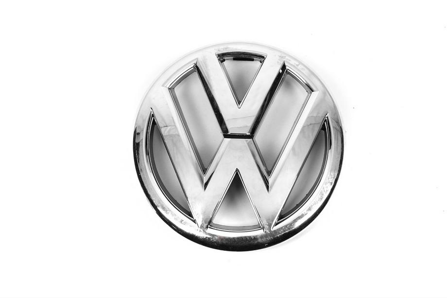 Volkswagen Polo 2010–2017 Forreste emblem 6R0853600A (2010-2015, til HB) Image