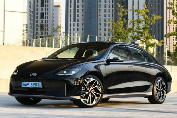 Elektrisk sedan Hyundai IONIQ 6