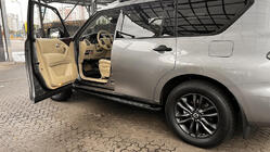 Nissan Armada 2016–2024 Sidetrin New Vision Grey (2 stk., aluminium) foto 3