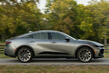 Anmeldelse af crossover-sedanen Toyota Crown foto 3