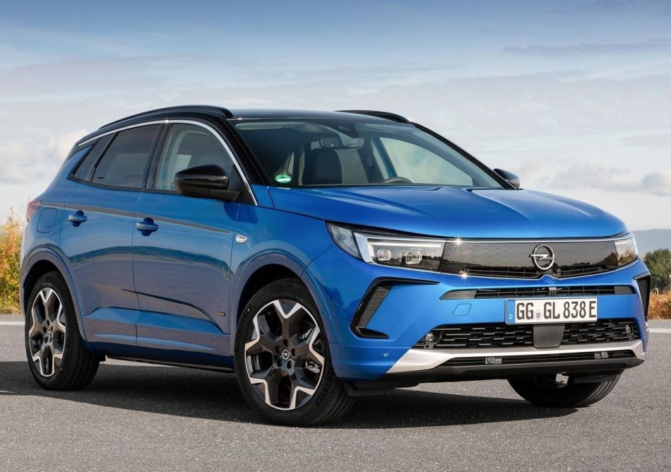 Test af den opdaterede kompakte crossover Opel Grandland