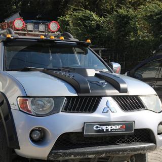 Motorhjelm cover V3 (ABS) Mitsubishi L200 2006–2015 foto 1
