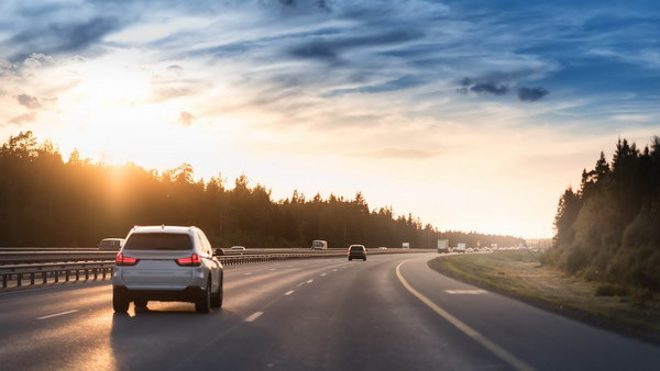 Sådan gør du bilen klar til en lang køretur