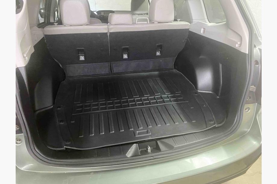 Subaru Forester 2013–2018 3D bagagerumsbakke (Stingray) Image