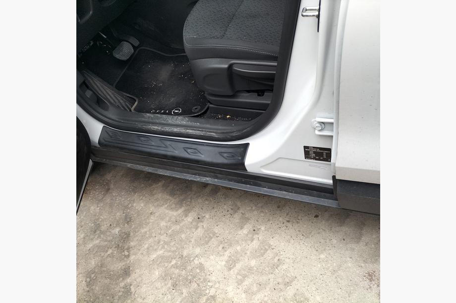 Opel Crossland X 2017–2024 EuroCap dørtrinslister (4 stk., ABS) Image