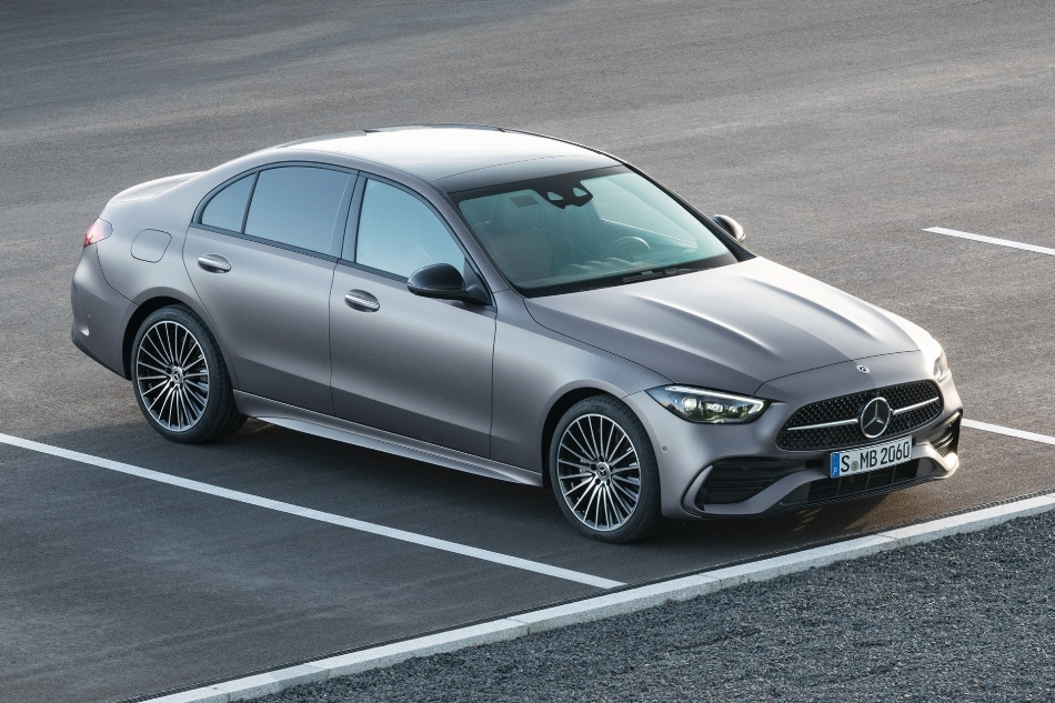 Mercedes-Benz C-Class W206: elegance og teknologi i ny generation