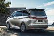 Test af premium-minivognen Lexus LM i 2. generation foto 3