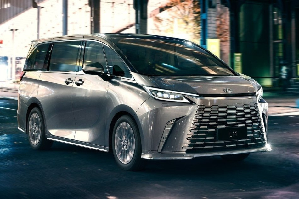 Test af premium-minivognen Lexus LM i 2. generation