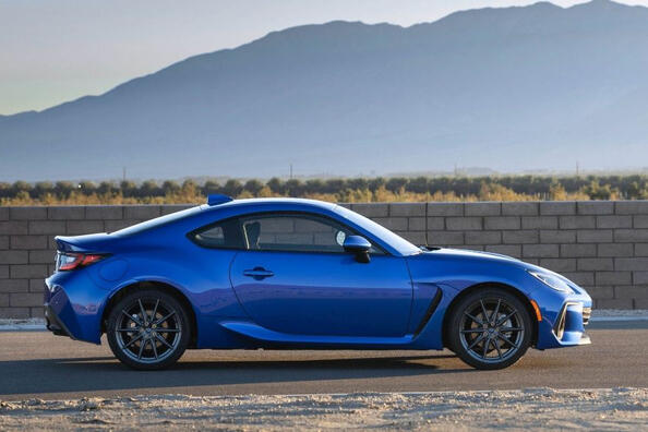 Anden generation af sports-coupéen Subaru BRZ