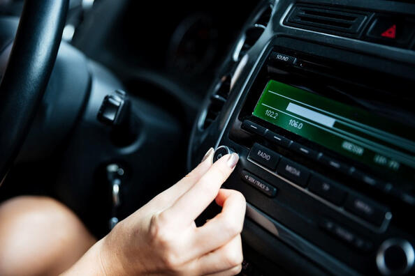 Sådan forbedrer du lyden i bilens audiosystem