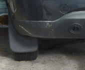 Mercedes E-klasse W124 1984–1997 Bageste stænklapper (2 stk.) foto 1