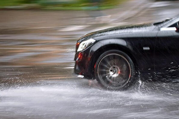 Hvad er aquaplaning?