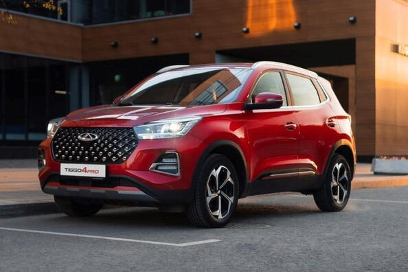 Test af den opdaterede crossover Chery Tiggo 4 Pro